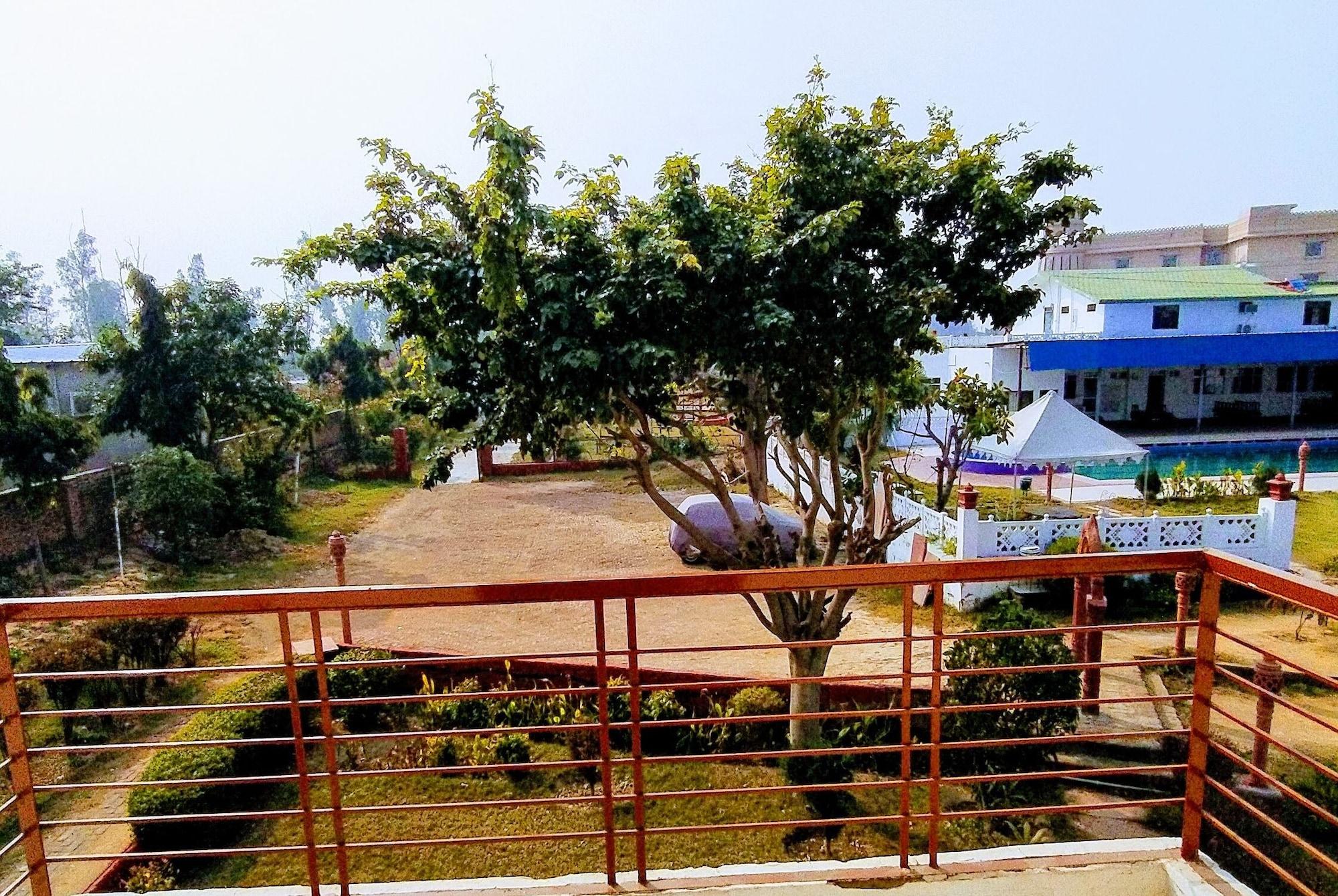 Swaraj Resorts Bharatpur Luaran gambar