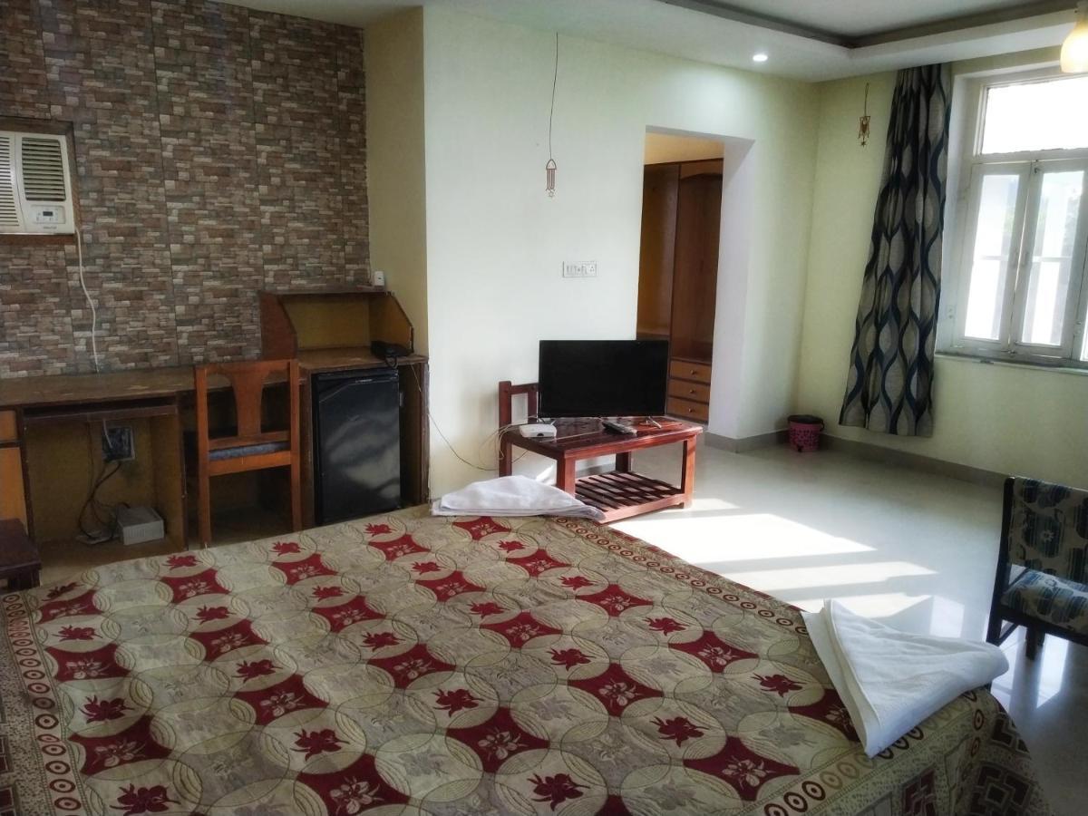 Swaraj Resorts Bharatpur Luaran gambar