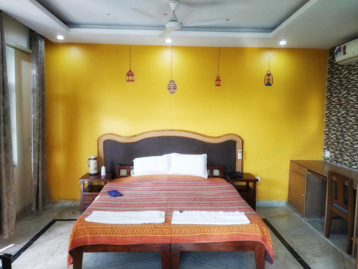Swaraj Resorts Bharatpur Luaran gambar