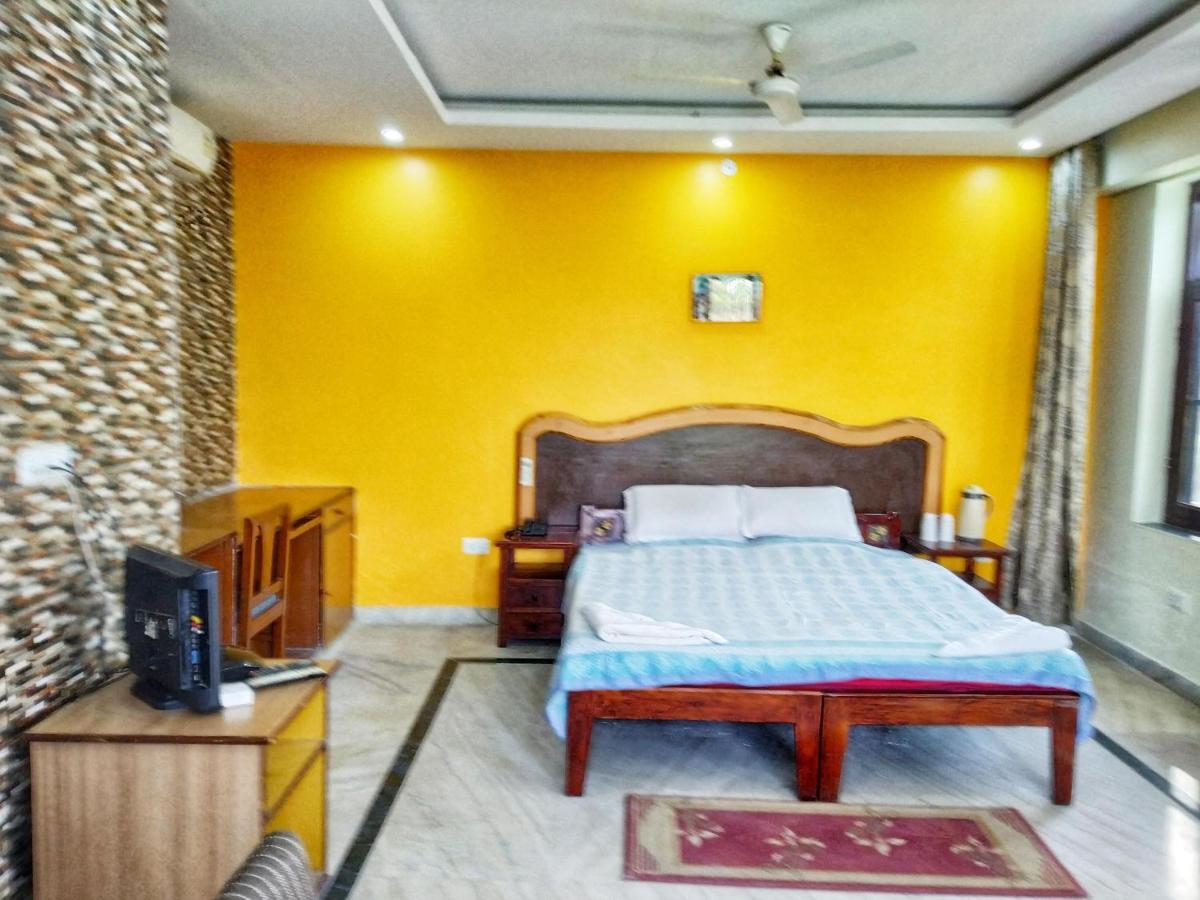 Swaraj Resorts Bharatpur Luaran gambar