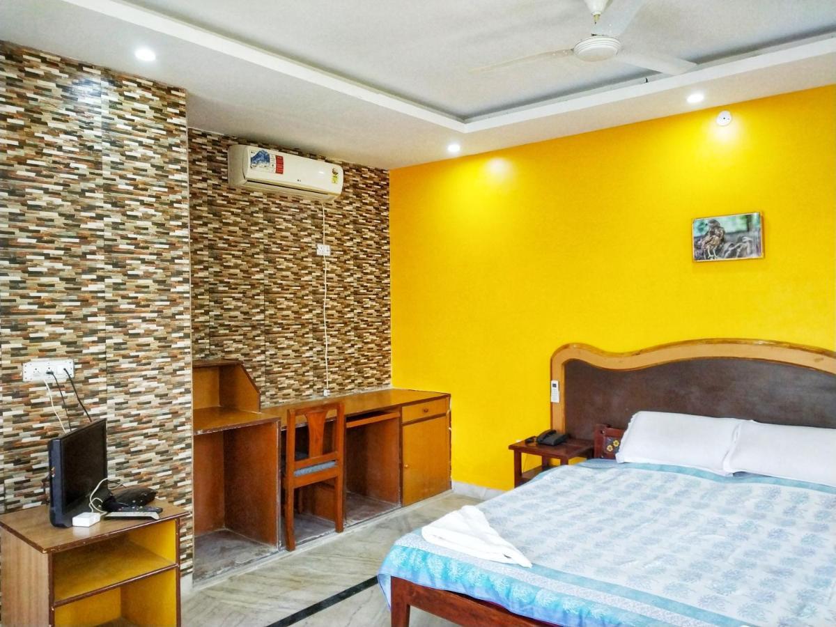 Swaraj Resorts Bharatpur Luaran gambar