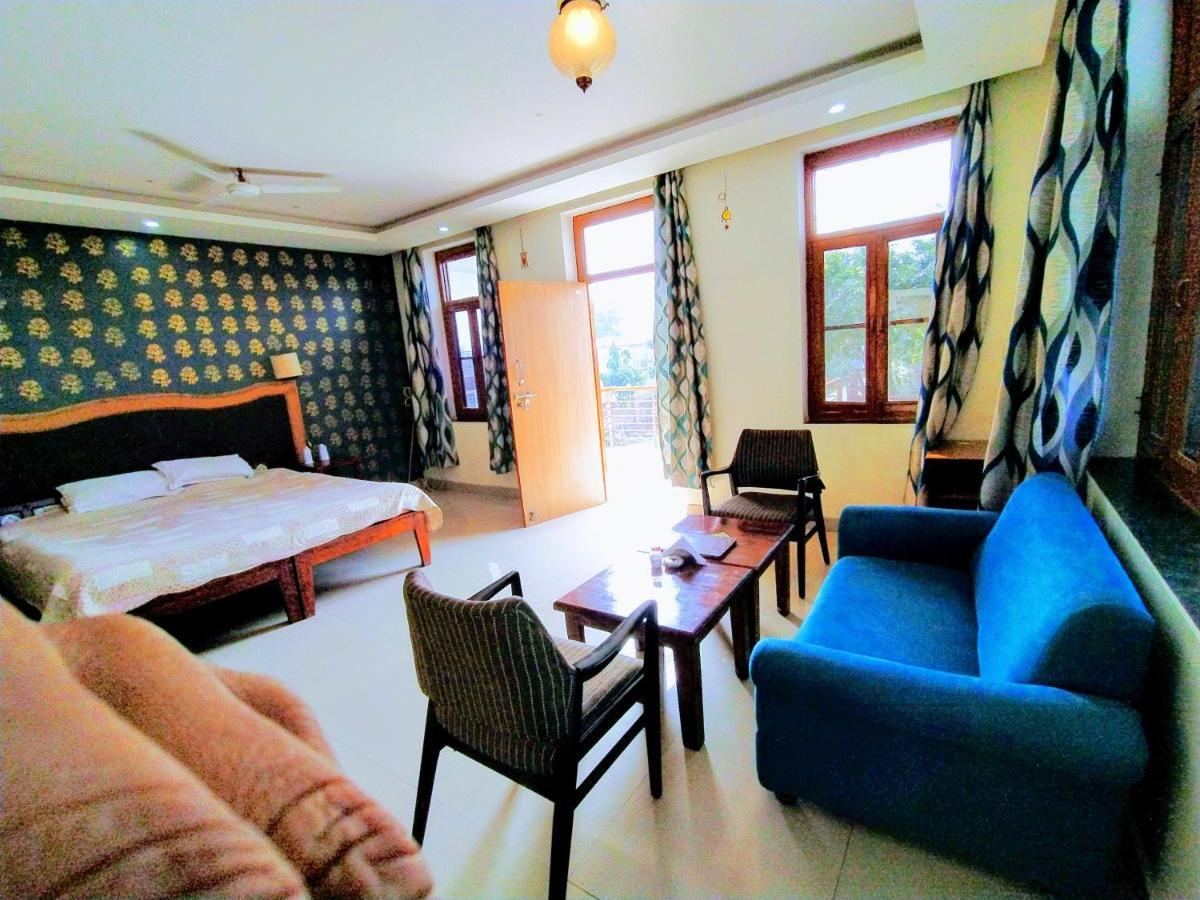 Swaraj Resorts Bharatpur Luaran gambar