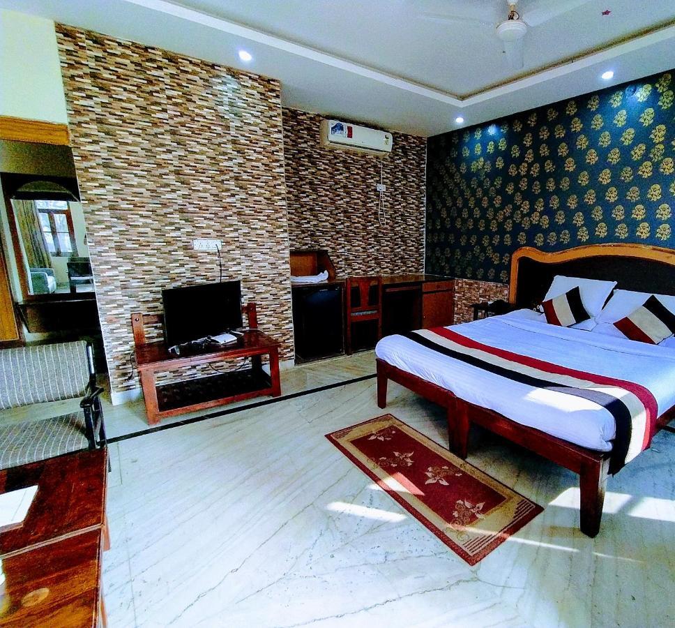 Swaraj Resorts Bharatpur Luaran gambar